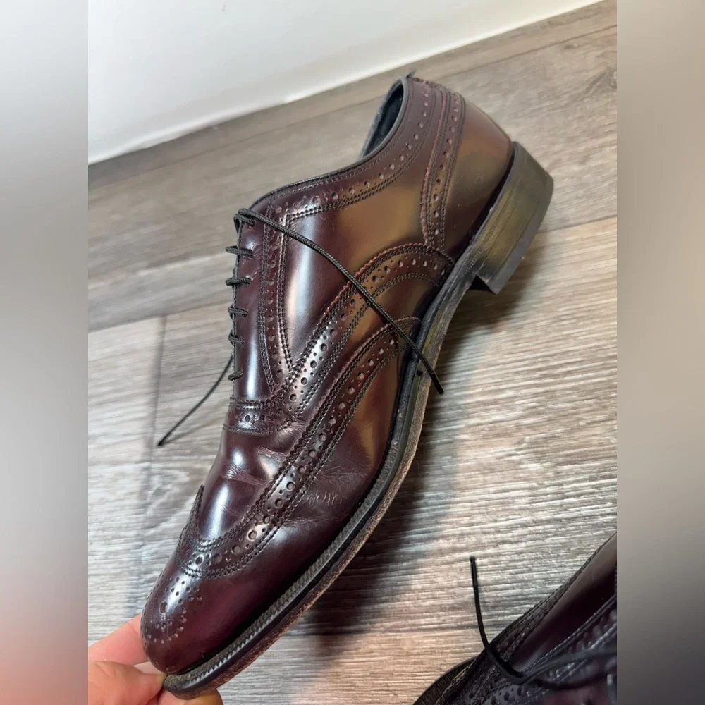 Florsheim Men's Oxford Brogues - Deep Burgundy size 8.5 (s251)